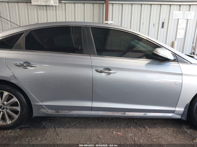 Продажа на аукционе авто 2017 Hyundai Sonata Sport, vin: 5NPE34AF4HH587678, номер лота: 45910433