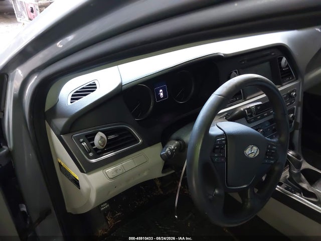 Продажа на аукционе авто 2017 Hyundai Sonata Sport, vin: 5NPE34AF4HH587678, номер лота: 45910433