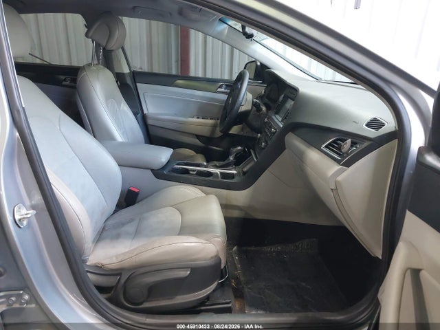 Продажа на аукционе авто 2017 Hyundai Sonata Sport, vin: 5NPE34AF4HH587678, номер лота: 45910433