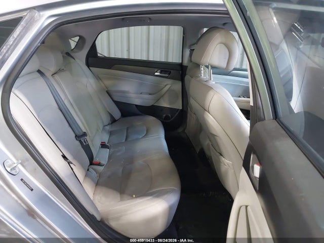 Продажа на аукционе авто 2017 Hyundai Sonata Sport, vin: 5NPE34AF4HH587678, номер лота: 45910433
