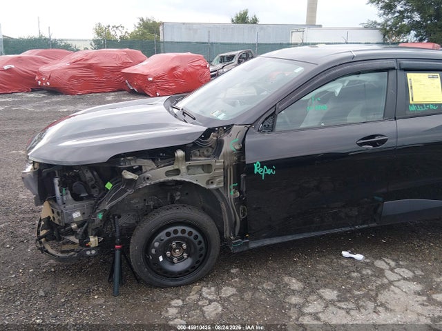 Auction sale of the 2024 Chevrolet Trax Fwd 1rs, vin: KL77LGE26RC079451, lot number: 45910435