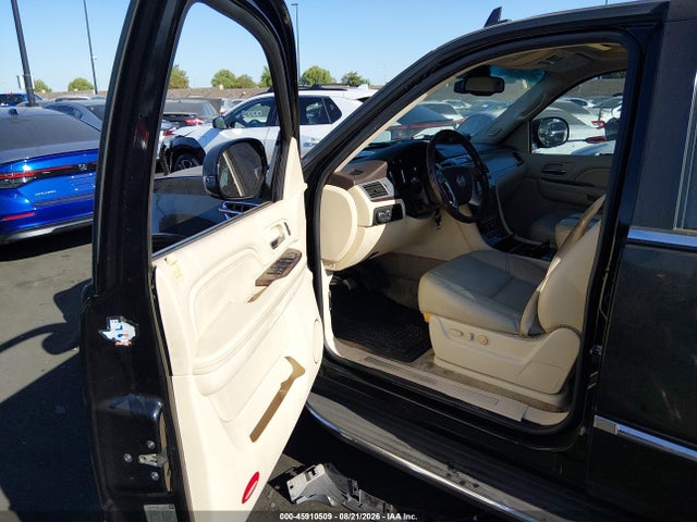 45910509 :رقم المزاد ، 1GYFK63838R200798 vin ، 2008 Cadillac Escalade مزاد بيع