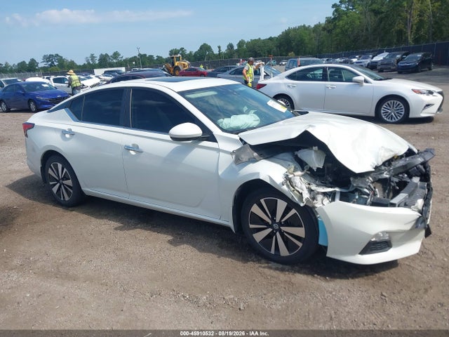 45910532 :رقم المزاد ، 1N4BL4DV6NN307170 vin ، 2022 Nissan Altima Sv Fwd مزاد بيع