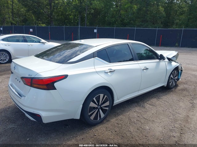 45910532 :رقم المزاد ، 1N4BL4DV6NN307170 vin ، 2022 Nissan Altima Sv Fwd مزاد بيع