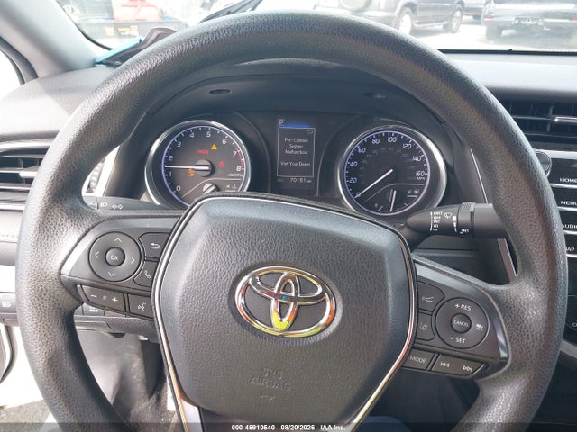 4T1B11HK8KU733437 Toyota CAMRY LE