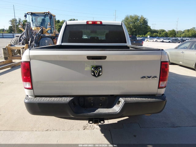 45910603 :رقم المزاد ، 1C6RR7KT7KS674481 vin ، 2019 Ram 1500 Classic Tradesman  4x4 5'7 Box مزاد بيع