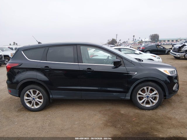 Ford ESCAPE SE 2019 1FMCU0GD2KUC54925 Image 13