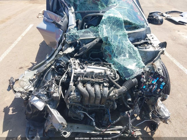 2T1BURHE8FC286809 Toyota COROLLA LE