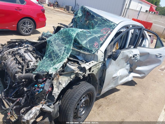 2T1BURHE8FC286809 Toyota COROLLA LE