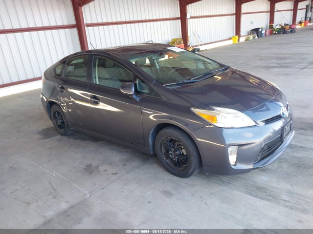 Toyota Prius Two 2015 JTDKN3DUXF1999139 Image 13
