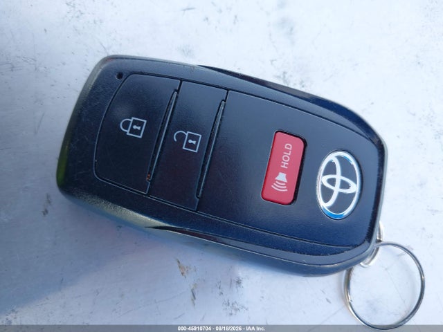 Продажа на аукционе авто 2023 Toyota Corolla Cross Le, vin: 7MUCAAAGXPV069447, номер лота: 45910704