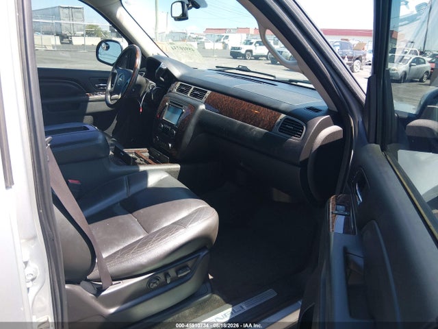 2012 Gmc Yukon Xl 1500 Denali მანქანა იყიდება აუქციონზე, vin: 1GKS2MEF9CR217297, აუქციონის ნომერი: 45910734