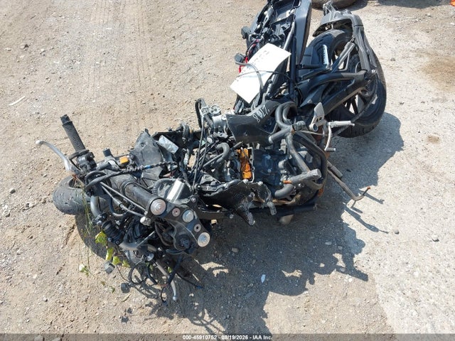 Yamaha MT09 2018 JYARN53E2JA002708 Image 14