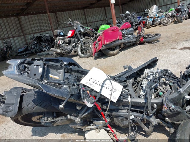 Yamaha MT09 2018 JYARN53E2JA002708 Image 17