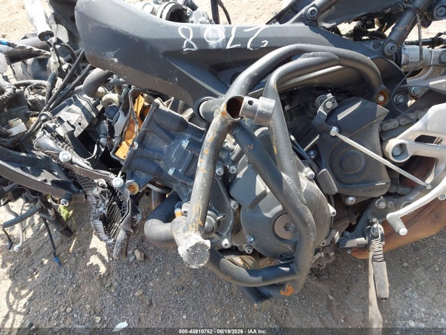 Yamaha MT09 2018 JYARN53E2JA002708 Image 9