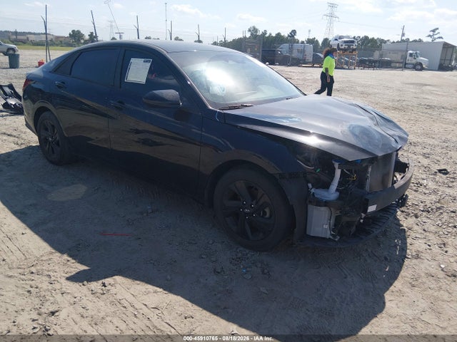 45910765 :رقم المزاد ، 5NPLS4AG9MH023571 vin ، 2021 Hyundai Elantra Sel مزاد بيع