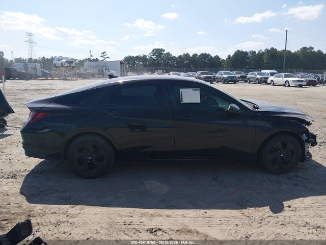 45910765 :رقم المزاد ، 5NPLS4AG9MH023571 vin ، 2021 Hyundai Elantra Sel مزاد بيع