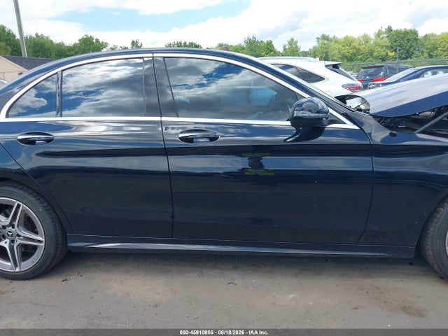 45910805 :رقم المزاد ، W1KWF8EB8MR614027 vin ، 2021 Mercedes-benz C 300 4matic مزاد بيع
