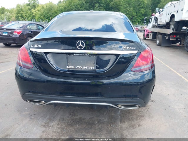 45910805 :رقم المزاد ، W1KWF8EB8MR614027 vin ، 2021 Mercedes-benz C 300 4matic مزاد بيع