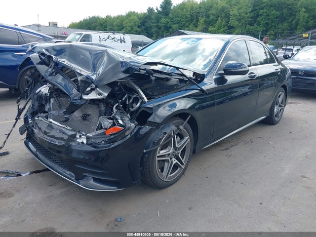 45910805 :رقم المزاد ، W1KWF8EB8MR614027 vin ، 2021 Mercedes-benz C 300 4matic مزاد بيع