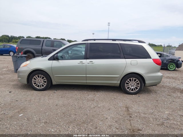 2010 Toyota Sienna Xle მანქანა იყიდება აუქციონზე, vin: 5TDYK4CC8AS307487, აუქციონის ნომერი: 45910814