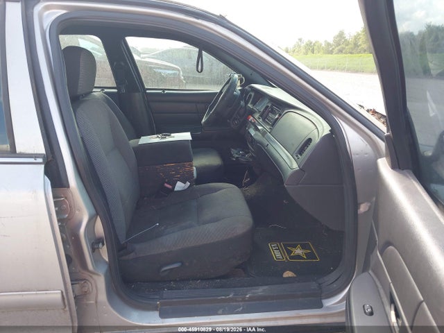 45910829 :رقم المزاد ، 2FAHP71W66X147210 vin ، 2006 Ford Crown Victoria Police/police Interceptor مزاد بيع