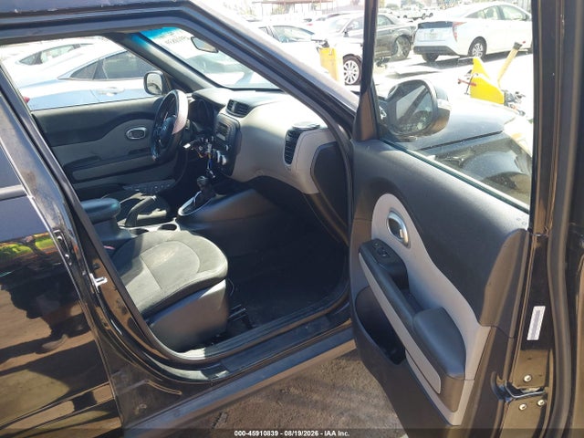 KIA SOUL + 2014 KNDJP3A53E7716451 Image 5