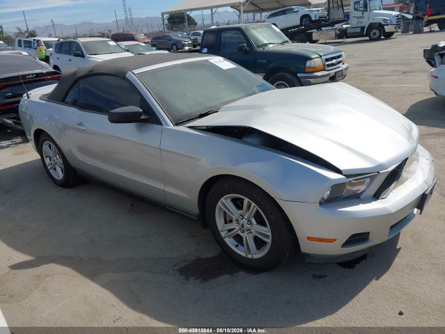 45910844 :رقم المزاد ، 1ZVBP8EMXC5201794 vin ، 2012 Ford Mustang V6 مزاد بيع