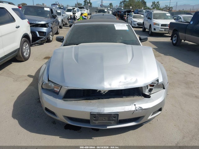 45910844 :رقم المزاد ، 1ZVBP8EMXC5201794 vin ، 2012 Ford Mustang V6 مزاد بيع