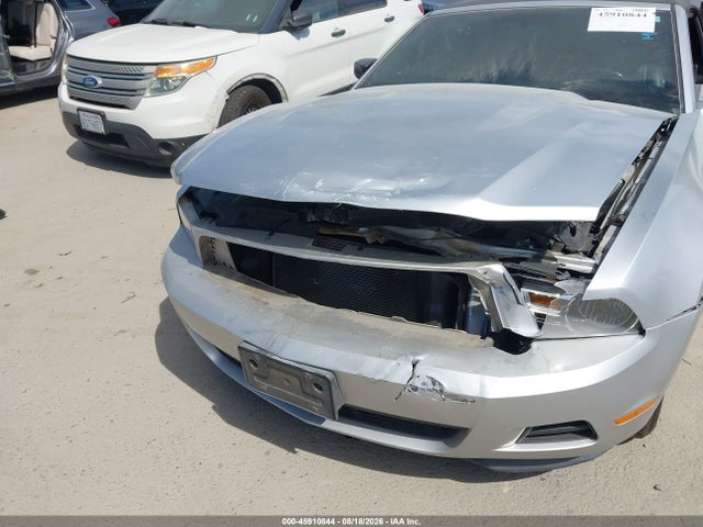 45910844 :رقم المزاد ، 1ZVBP8EMXC5201794 vin ، 2012 Ford Mustang V6 مزاد بيع