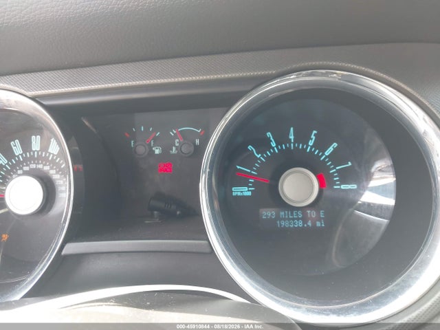 45910844 :رقم المزاد ، 1ZVBP8EMXC5201794 vin ، 2012 Ford Mustang V6 مزاد بيع