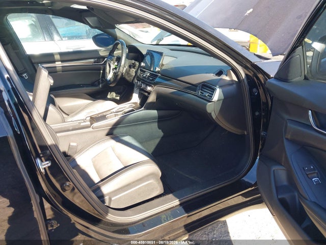 45910851 :رقم المزاد ، 1HGCV2F31KA010305 vin ، 2019 Honda Accord Sport 2.0t مزاد بيع