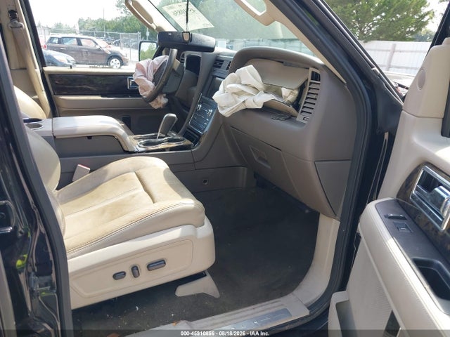 5LMJJ3HT9GEL12146 Lincoln Navigator L Select