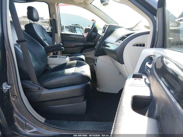 Продажа на аукционе авто 2016 Chrysler Town & Country Touring, vin: 2C4RC1BG5GR230860, номер лота: 45910880