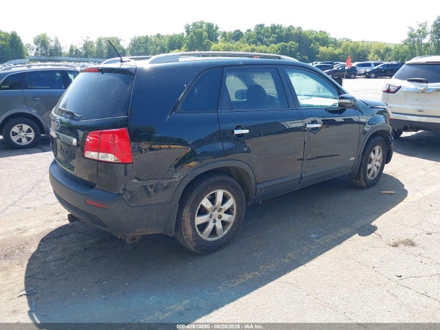 45910890 :رقم المزاد ، 5XYKTCA10BG143133 vin ، 2011 Kia Sorento Lx مزاد بيع
