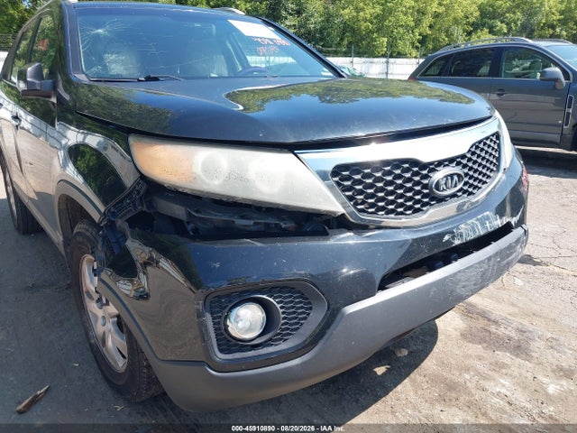 45910890 :رقم المزاد ، 5XYKTCA10BG143133 vin ، 2011 Kia Sorento Lx مزاد بيع
