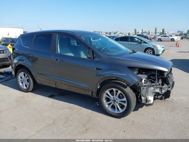 2017 Ford Escape Se მანქანა იყიდება აუქციონზე, vin: 1FMCU0GD1HUE96761, აუქციონის ნომერი: 45910896