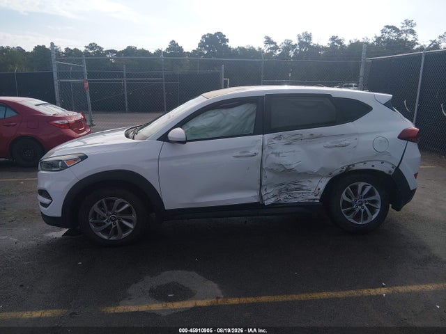 Продажа на аукционе авто 2018 Hyundai Tucson Se, vin: KM8J23A43JU757272, номер лота: 45910905