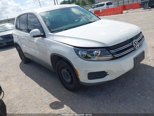 45910927 :رقم المزاد ، WVGCV3AX5DW593431 vin ، 2013 Volkswagen Tiguan S مزاد بيع