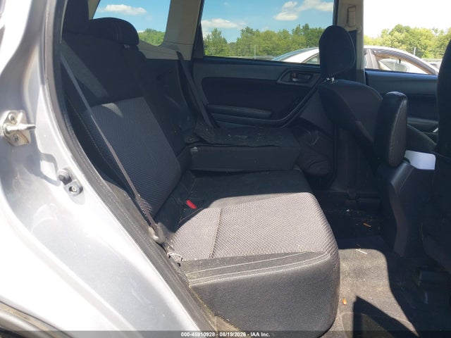 45910928 :رقم المزاد ، JF2SJAEC4HG505879 vin ، 2017 Subaru Forester 2.5i Premium مزاد بيع