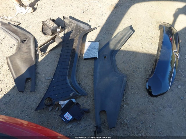 2014 Tesla Model S P85 მანქანა იყიდება აუქციონზე, vin: 5YJSA1H17EFP31798, აუქციონის ნომერი: 45910932