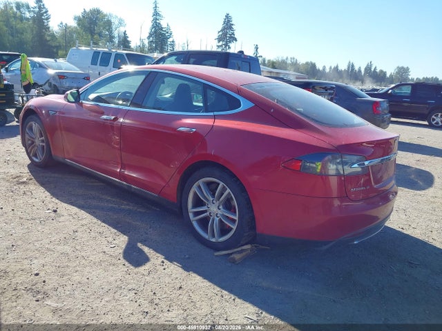 2014 Tesla Model S P85 მანქანა იყიდება აუქციონზე, vin: 5YJSA1H17EFP31798, აუქციონის ნომერი: 45910932