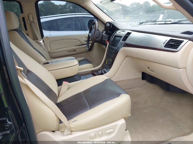 Продажа на аукционе авто 2007 Cadillac Escalade, vin: 1GYFK63877R204285, номер лота: 45910933