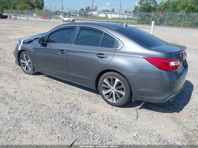 Subaru Legacy 2.5i Limited 2018 4S3BNAN62J3015161 Image 3