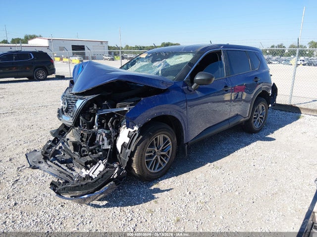 45910956 :رقم المزاد ، 5N1BT3AB3PC811863 vin ، 2023 Nissan Rogue S Intelligent Awd مزاد بيع