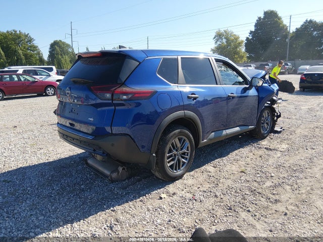 45910956 :رقم المزاد ، 5N1BT3AB3PC811863 vin ، 2023 Nissan Rogue S Intelligent Awd مزاد بيع