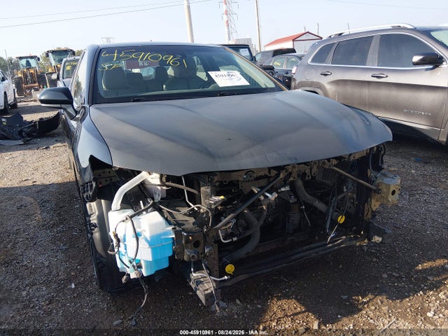 45910961 :رقم المزاد ، 4T1B11HK2JU580620 vin ، 2018 Toyota Camry Se مزاد بيع