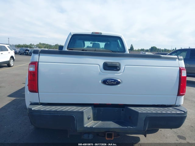 1FT8W4DT1GEA51517 Ford F-450 Xl