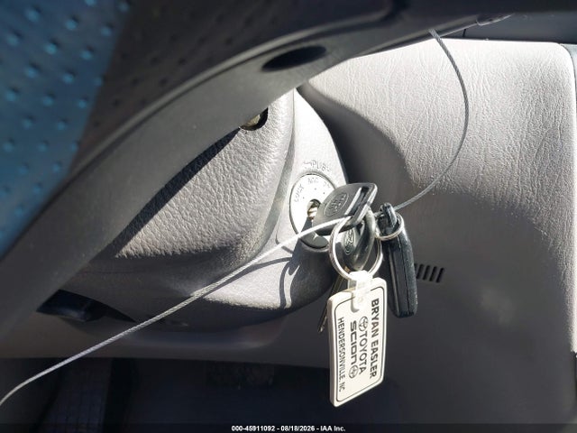 45911092 :رقم المزاد ، 1NXBR32E24Z335098 vin ، 2004 Toyota Corolla Le مزاد بيع