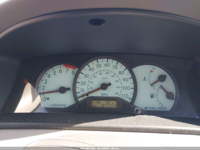 45911092 :رقم المزاد ، 1NXBR32E24Z335098 vin ، 2004 Toyota Corolla Le مزاد بيع
